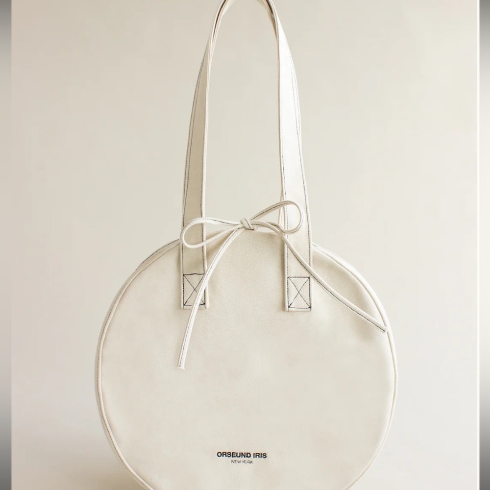 Orseund Iris 15” Canvas Circle Tote